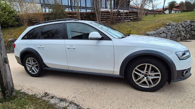 Gebraucht Audi A4 Allroad 190 PS (139 kW) 2015 Weiß Kombi