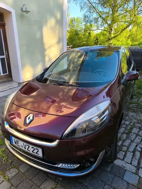 Gebraucht Renault Grand Scénic III Dynamique 110 PS (80 kW) 2012 Rot Van / Kleinbus