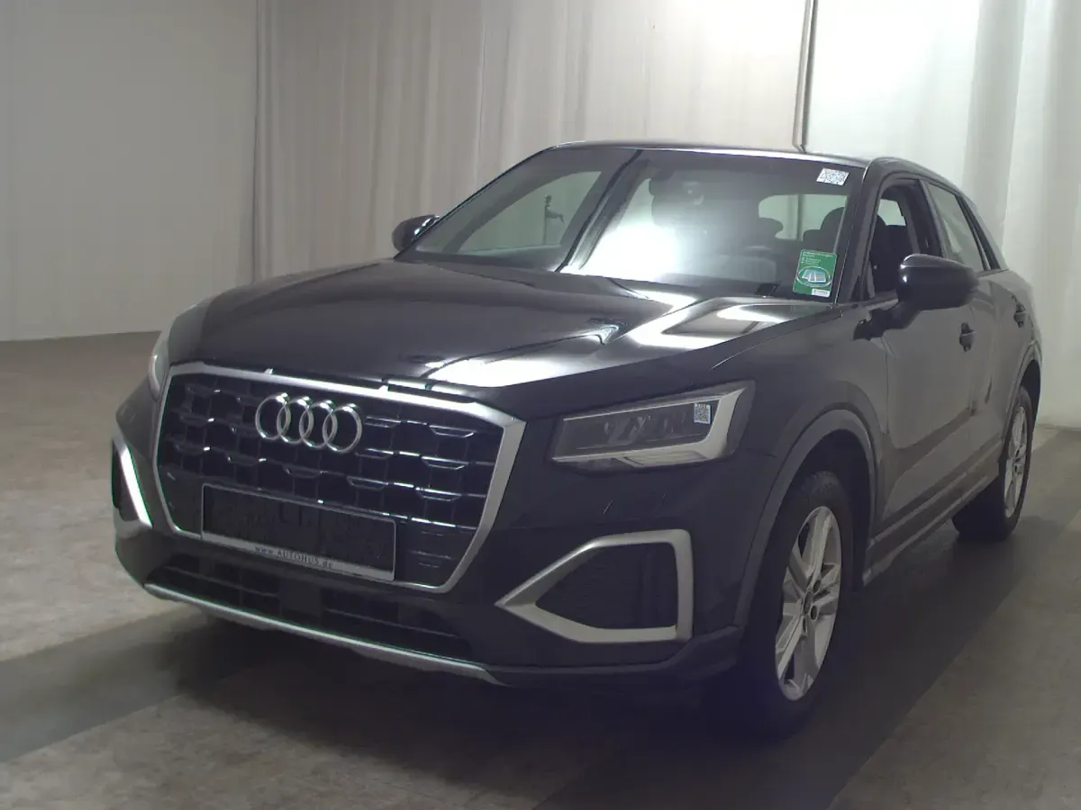 Używany Audi Q2 Advanced 150 KM (110 kW) 2021 Czarny SUV