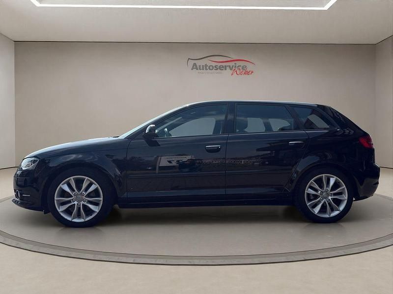 Second-hand Audi A3 Ambition 125 CP (91 kW) 2012 Negru Hatchback