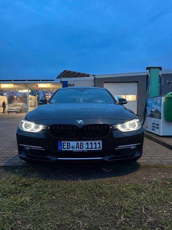 Gebraucht BMW 328 Luxury Line 245 PS (180 kW) 2012 Schwarz Limousine