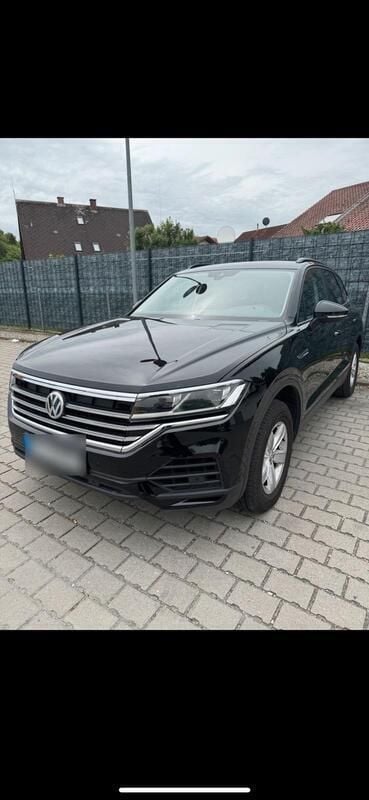 Schwarz Gebraucht 2019 VW Touareg SUV | 30.500 € (Superpreis) - Bild 1/4