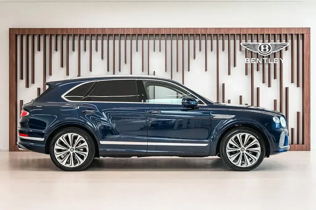 Neu Bentley Bentayga 462 PS (339 kW) 2026 Blau SUV