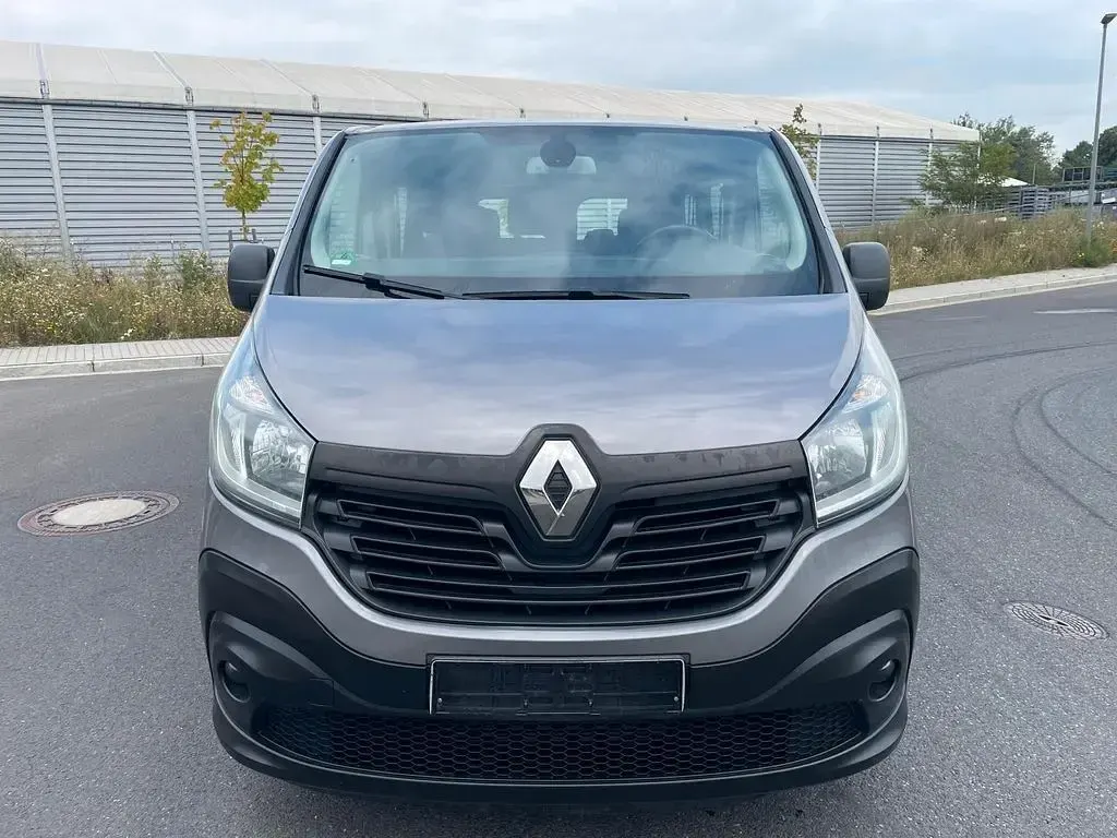 Gebraucht Renault Trafic Expression 120 PS (88 kW) 2015 Grau Van / Kleinbus