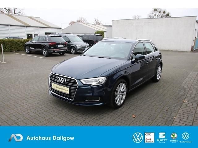 Usata Audi A3 Design 150 CV (110 kW) 2019 Blu Berlina