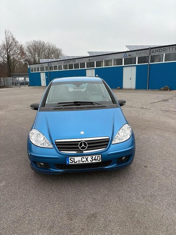 Gebraucht Mercedes A180 109 PS (80 kW) 2008 Blau Van / Kleinbus