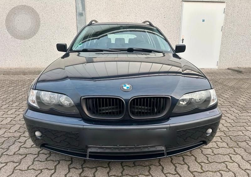 Blau Gebraucht 2004 BMW 316 Kombi | 1.800 € (Fairer Preis) - Bild 1/4