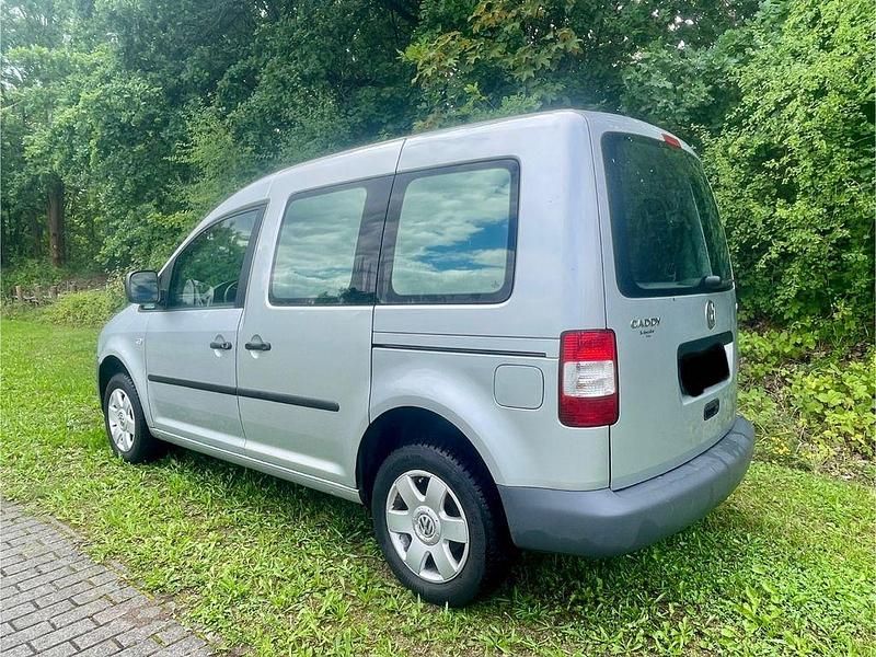 Gebraucht VW Caddy Life 75 PS (55 kW) 2006 Silber Van / Kleinbus
