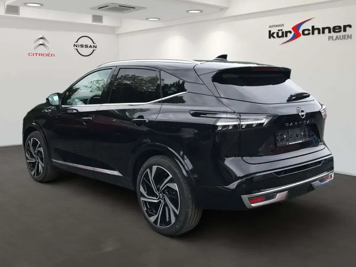 Gebraucht Nissan Qashqai Tekna+ 158 PS (116 kW) 2024 Pearl black SUV