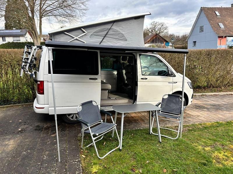 Gebraucht VW California Coast 150 PS (110 kW) 2018 Weiß Van