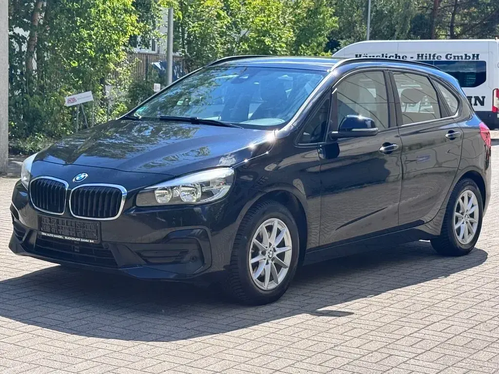 Gebraucht BMW 216 Active Tourer Advantage 116 PS (85 kW) 2019 Schwarz Van / Kleinbus