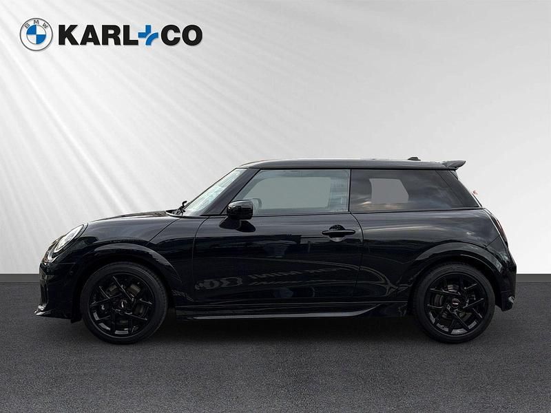 Gebraucht Mini Cooper 156 PS (114 kW) 2024 Midnight black ii (schwarz) Kleinwagen