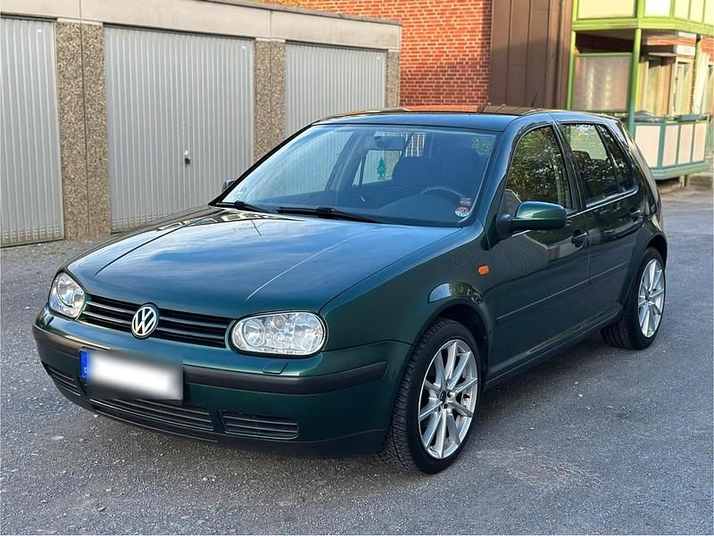 Grün Gebraucht 1997 VW Golf IV Kleinwagen | 1.300 € (Fairer Preis) - Bild 1/4
