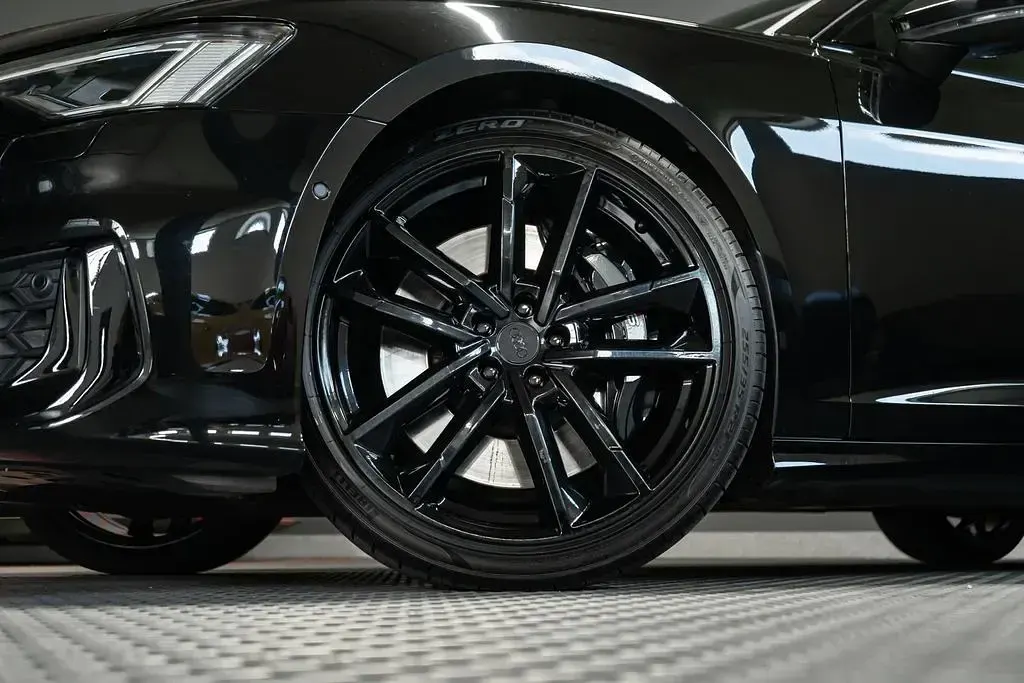 Gebraucht Audi S6 Sport 385 PS (283 kW) 2023 Mythosschwarz metallic Limousine