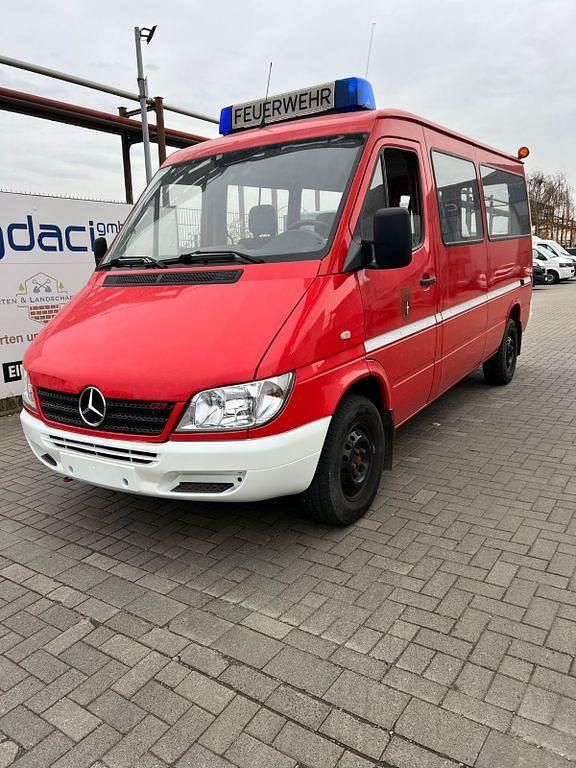 Gebraucht Mercedes Sprinter 129 PS (94 kW) 2004 Rot Van