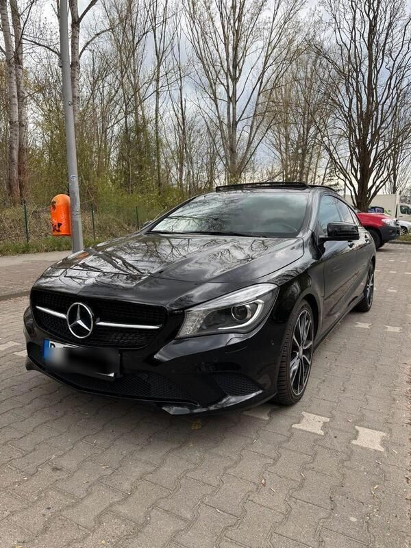 Schwarz Gebraucht 2016 Mercedes CLA220 Shooting Brake Urban Kombi | 15.400 € (Guter Preis) - Bild 1/4