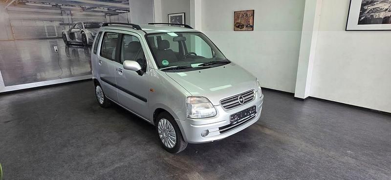 Gebraucht Opel Agila Elegance 75 PS (55 kW) 2002 Silber Van / Kleinbus