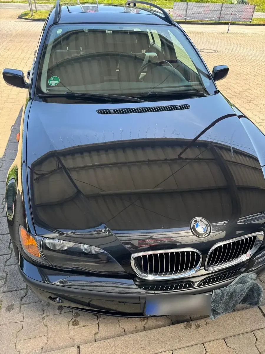 Gebraucht BMW 318 143 PS (105 kW) 2004 Schwarz Kombi