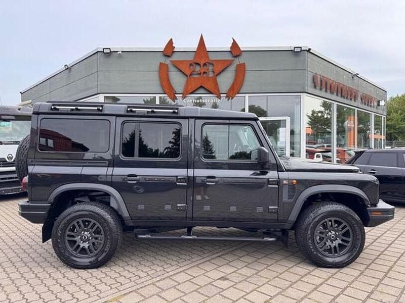 Schwarz Gebraucht 2023 Ineos Grenadier Kombi | 58.950 € (Fairer Preis) - Bild 1/4