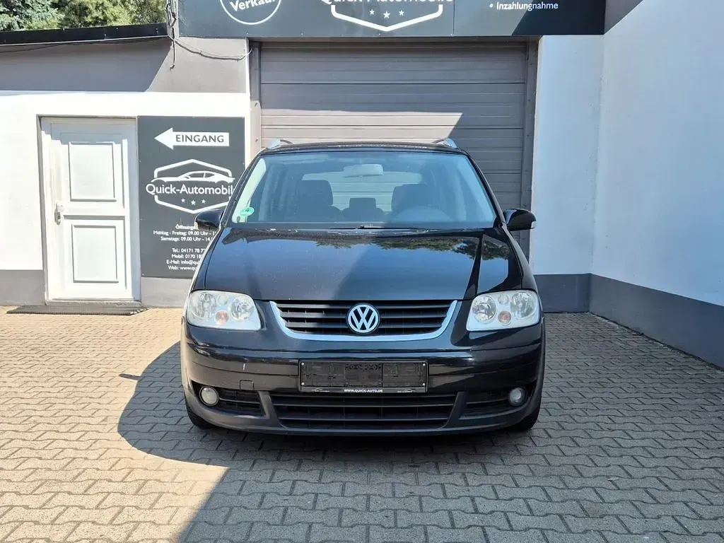 Gebraucht VW Touran Highline 136 PS (100 kW) 2003 Schwarz Van / Kleinbus