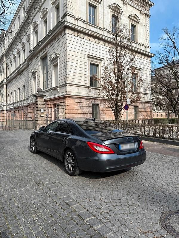 Gebraucht Mercedes CLS250 204 PS (150 kW) 2013 Grau Limousine