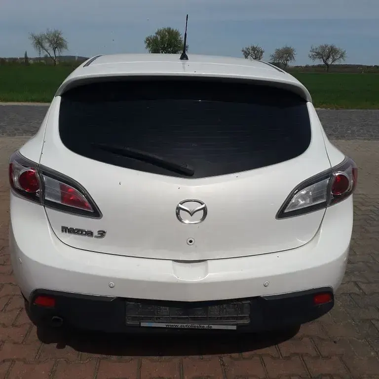 Gebraucht Mazda 3 High 105 PS (77 kW) 2009 Weiß Limousine