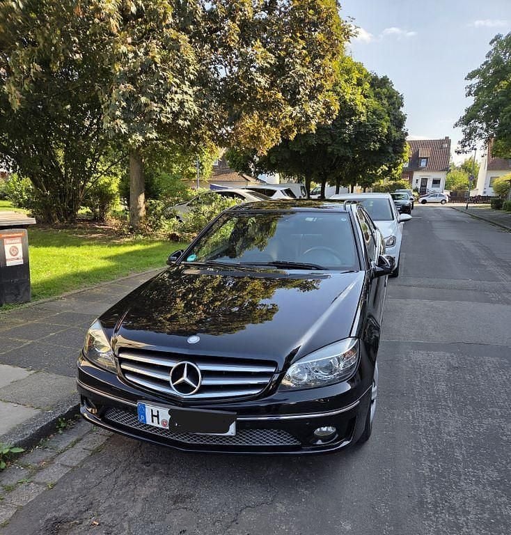 Schwarz Gebraucht 2011 Mercedes CLC180 Kleinwagen | 5.500 € (Superpreis) - Bild 1/4