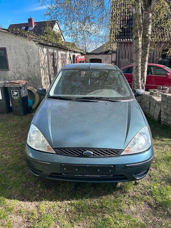 Usado Ford Focus 72 HP (52 kW) 2002 Sedan