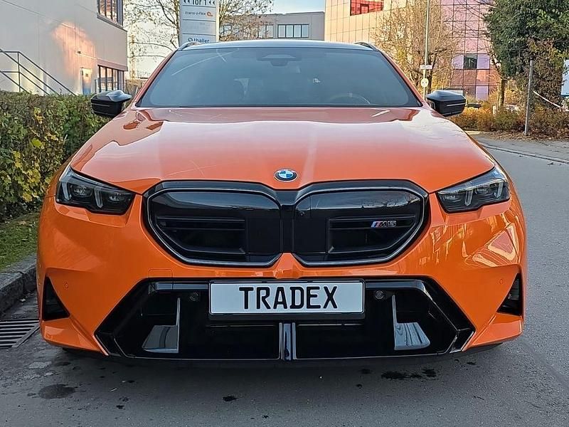 Gebraucht BMW M5 Performance 727 PS (534 kW) 2025 Sonderlackierung Kombi
