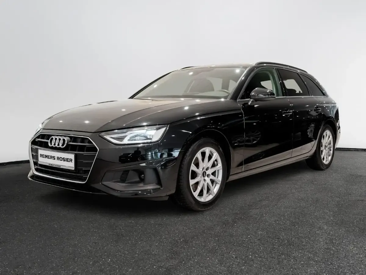 Gebraucht Audi A4 Basis 150 PS (110 kW) 2022 Kombi