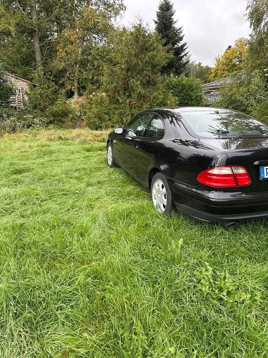 Gebraucht Mercedes CLK200 136 PS (100 kW) 1997 Schwarz Coupé