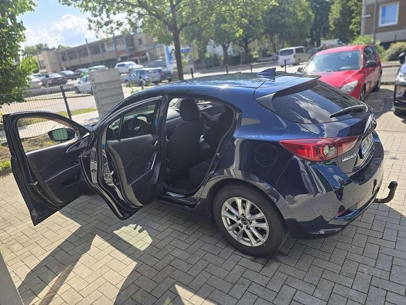 Gebraucht Mazda 3 Center-Line 150 PS (110 kW) 2017 Andere außenfarben Limousine