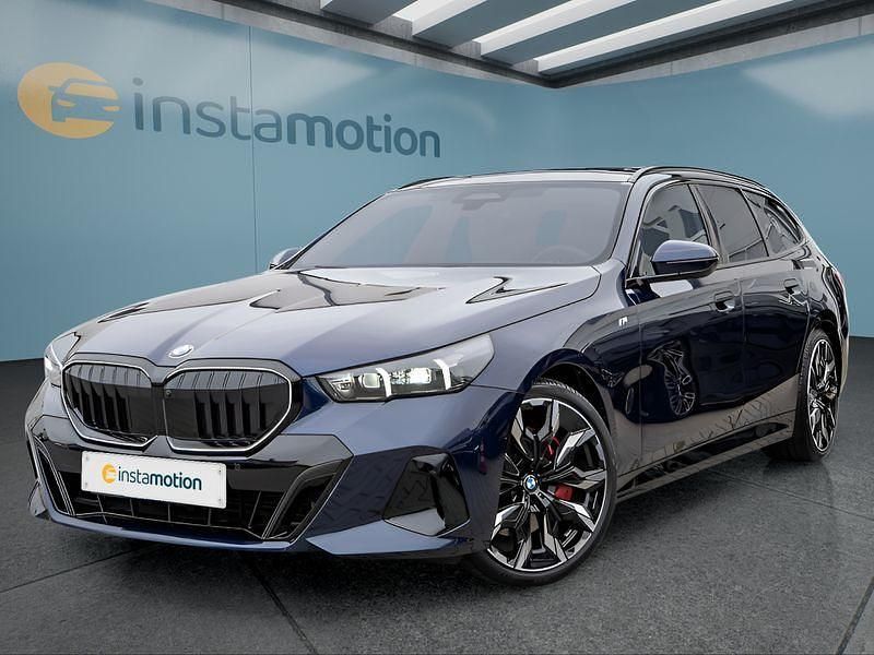 Blau Gebraucht 2025 BMW 540 Kombi | 69.099 € (Guter Preis) - Bild 1/4
