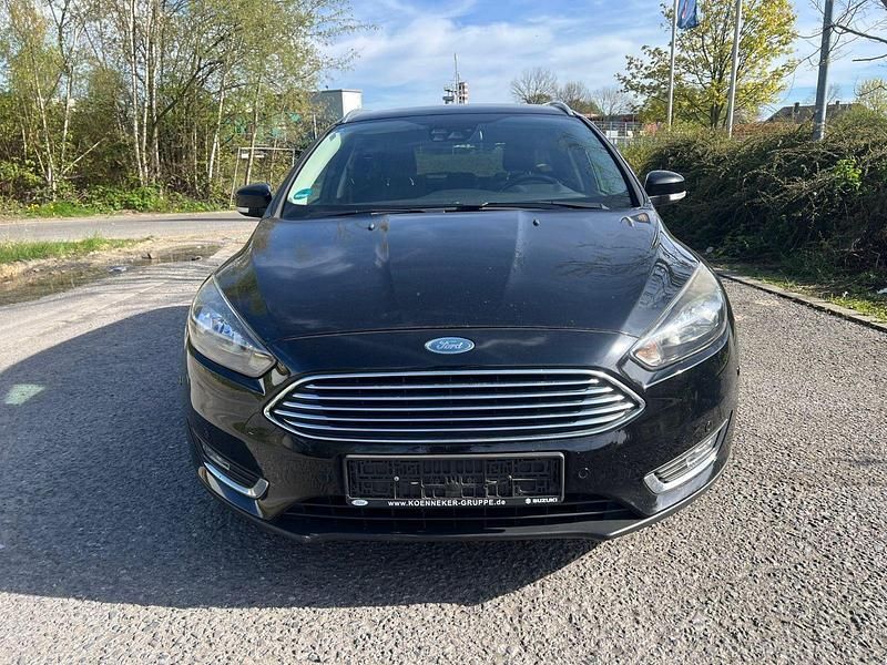 Second-hand Ford Focus ST-Line 150 CP (110 kW) 2017 Negru Break