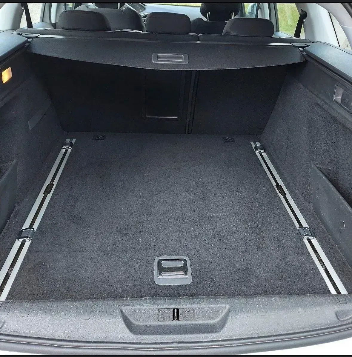 Gebraucht Peugeot 308 SW Allure 97 PS (71 kW) 2015 Weiß Kombi