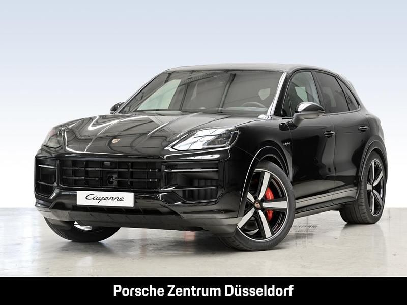 Chromitschwarzmetallic Gebraucht 2025 Porsche Cayenne S E-Hybrid SUV | 137.900 € (Fairer Preis) - Bild 1/4