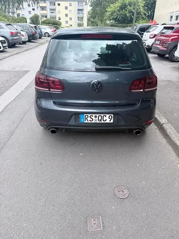 Gebraucht VW Golf VI Comfortline 122 PS (89 kW) 2009 Blau Kleinwagen