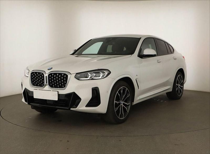 Gebraucht BMW X4 190 PS (139 kW) 2023 Weiß SUV