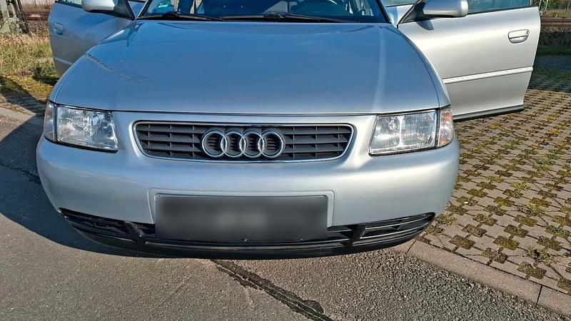 Gebraucht Audi A3 125 PS (91 kW) 2000 Silber Kleinwagen