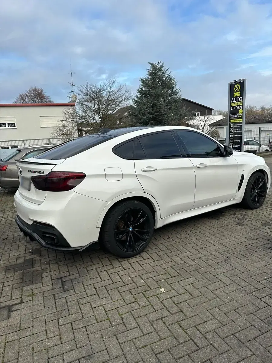 Gebraucht BMW X6 M50 381 PS (280 kW) 2018 Weiß SUV