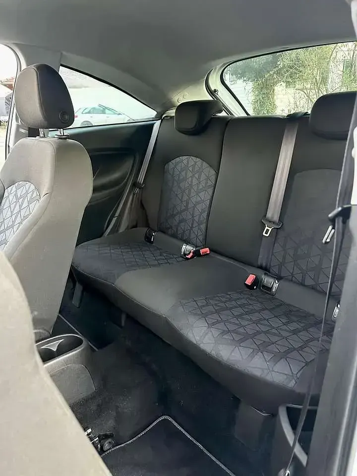 Gebraucht Opel Corsa 69 PS (50 kW) 2019 Weiß Limousine