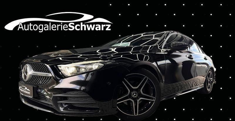 Schwarz Gebraucht 2019 Mercedes A180 AMG Limousine | 19.850 € (Fairer Preis) - Bild 1/3