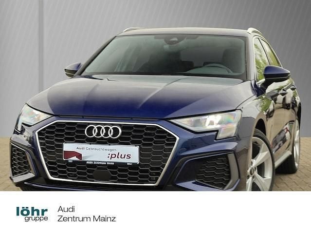 Navarrablau metallic Gebraucht 2024 Audi A3 Sportback e-tron S-Line Limousine | 30.980 € (Fairer Preis) - Bild 1/4