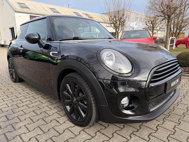 Gebraucht Mini ONE 102 PS (75 kW) 2018 Schwarz Kleinwagen
