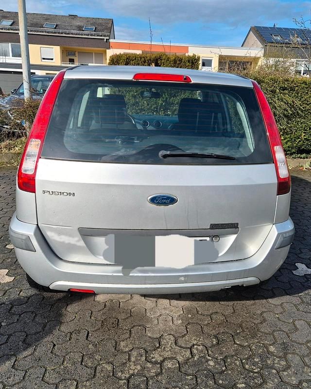 Gebraucht Ford Fusion Ambiente 80 PS (58 kW) 2006 Grau Kleinwagen