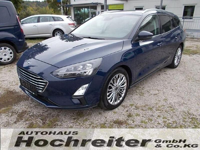 Gebraucht Ford Focus Titanium 182 PS (133 kW) 2020 Blau Kombi
