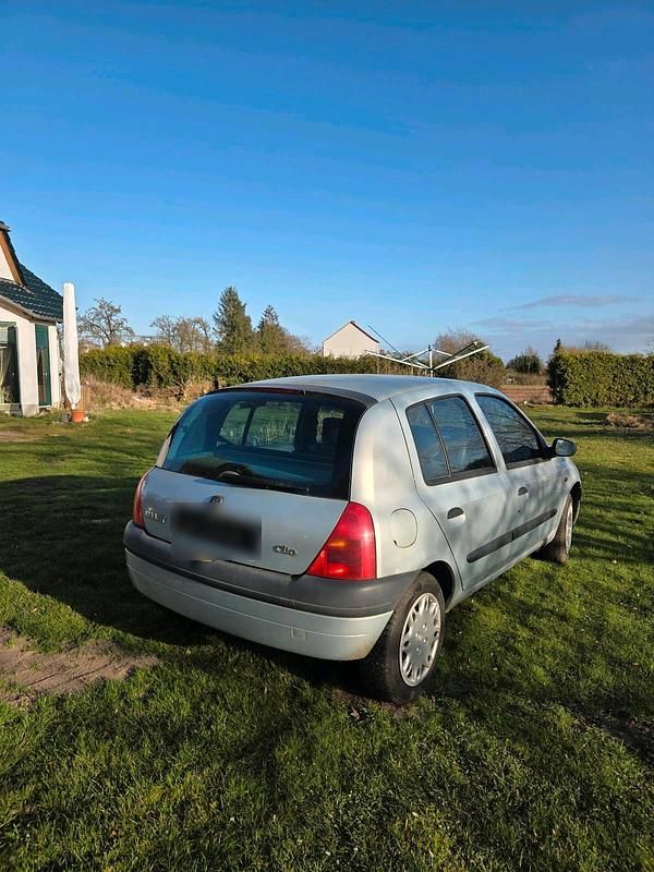 Gebraucht Renault Clio II 58 PS (42 kW) 1998 Grau Kleinwagen