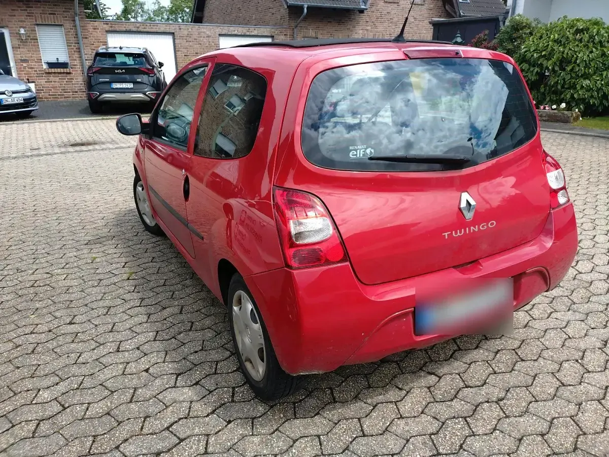 Gebraucht Renault Twingo 75 PS (55 kW) 2011 Rot Kleinwagen
