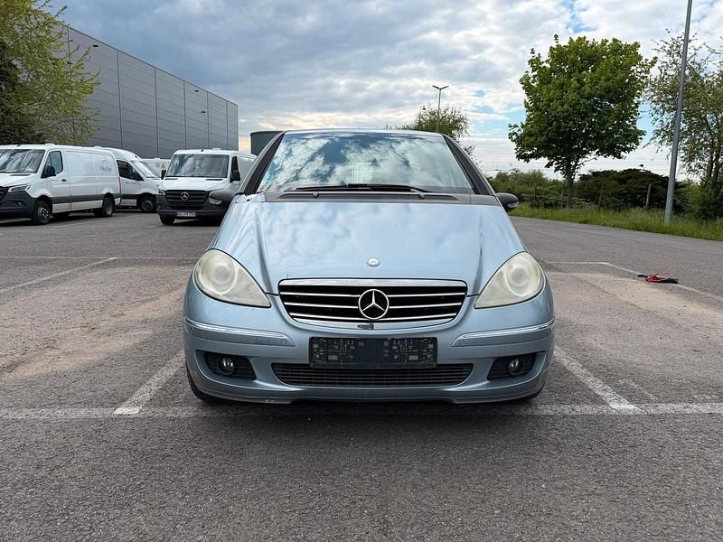 Gebraucht Mercedes A180 110 PS (80 kW) 2008 Blau Kombi