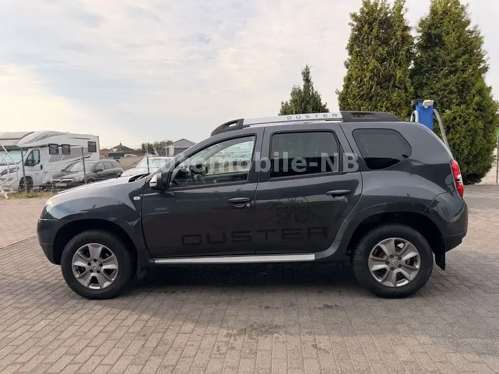 Gebraucht Dacia Duster Prestige 125 PS (91 kW) 2015 Grau SUV